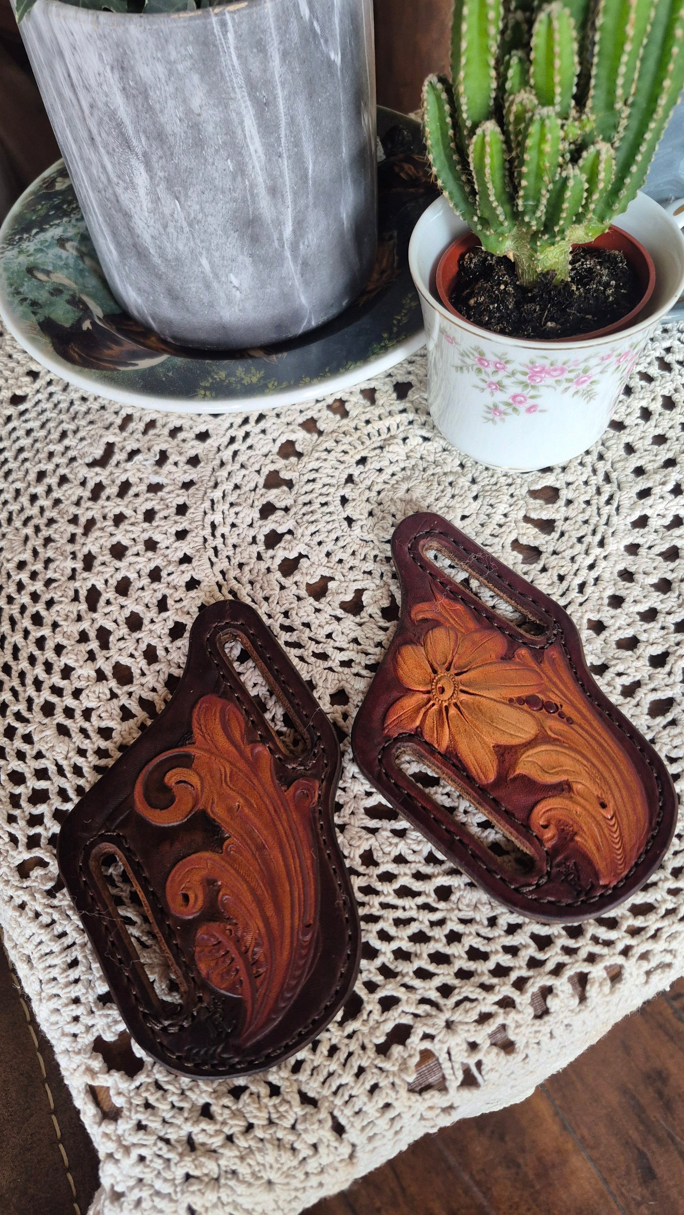 Handcarved Ladies Knife Sheath