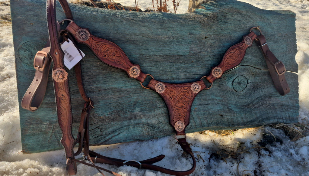 Handcarved scrollwork tack set